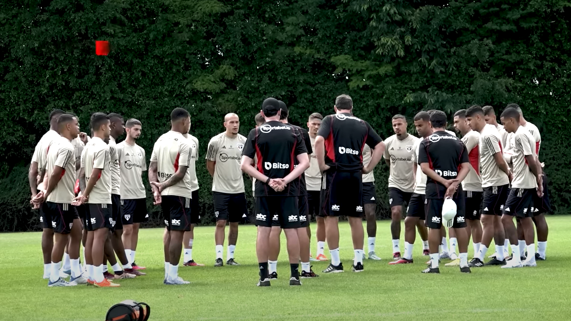 Ceni Discute Marcos Paulo Em Treino E Alguns Atletas Reclamam Do