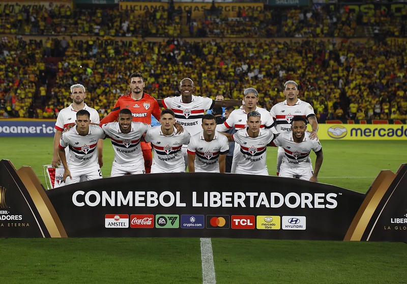 São Paulo venceu Barcelona, no Equador, por 2x0